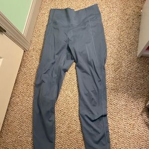 Sea foam green leggings with pockets